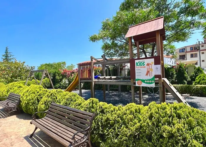 Bratanov Cascadas Lejlighed