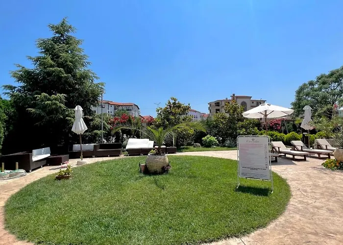 Bratanov Cascadas * Rawda