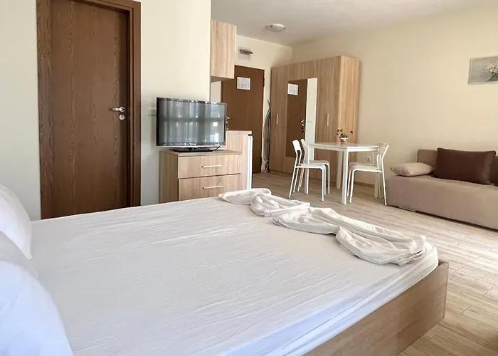 Bratanov Cascadas Apartment